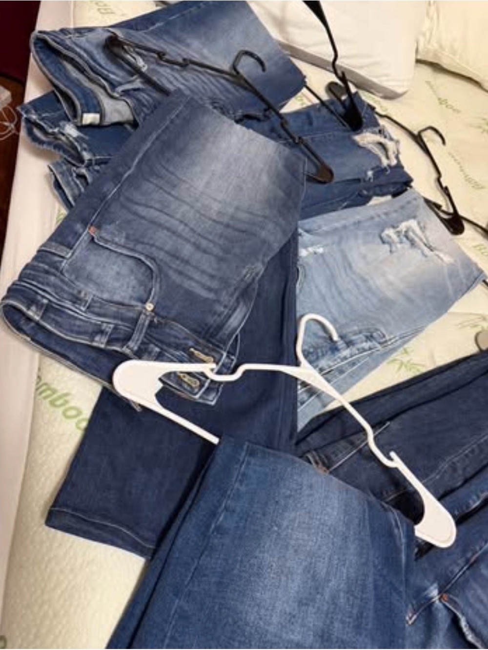 11 total pair of jeans size 15.  1 Judy Blue 5 Kancan 1 Vervet 4 Zenana.